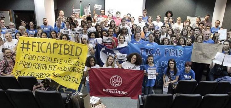 Audiência Pública sobre PIBID em Florianópolis Audiência Pública sobre PIBID em Florianópolis