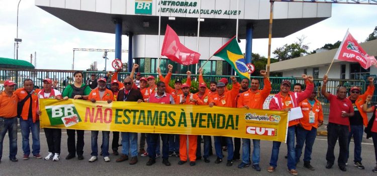 Todo apoio à greve dos Petroleiros! Todo apoio à greve dos Petroleiros!