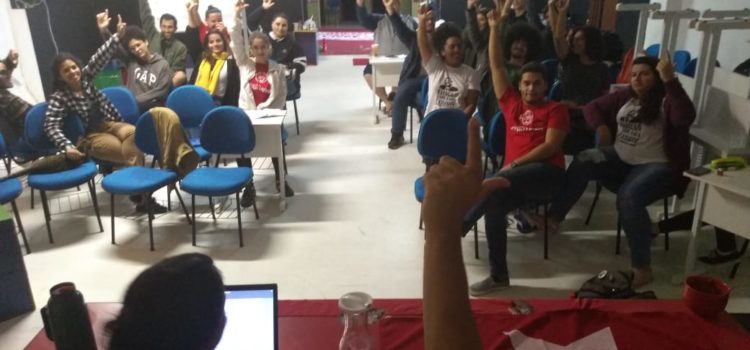 Galera de Floripa realiza atividade de formação Galera de Floripa realiza atividade de formação