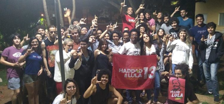 A Moradia UFMG tem o seu candidato, e ele é #Haddad1️⃣3️⃣! A Moradia UFMG tem o seu candidato, e ele é #Haddad1️⃣3️⃣!