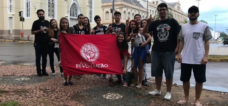 JR do PT do RS participa do lançamento de “Comitê de Jovens Haddad Presidente” JR do PT do RS participa do lançamento de “Comitê de Jovens Haddad Presidente”