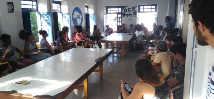 Estudantes pela retomada imediata do Restaurante Universitário na UFBA! Estudantes pela retomada imediata do Restaurante Universitário na UFBA!