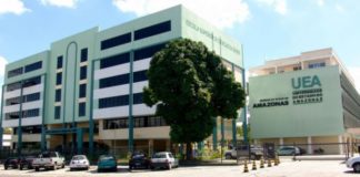 Em defesa da UEA estudantes, professores e servidores se mobilizam!