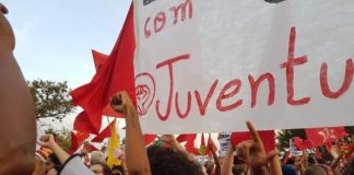 15/08 – Juventude Revolução presente no registro da candidatura Lula