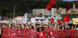 JR do PT marca presença nos atos do dia 20/10