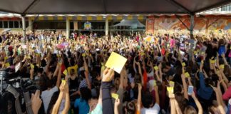 Estudantes da UFSC em greve pela reversão dos cortes e contra o future-se!