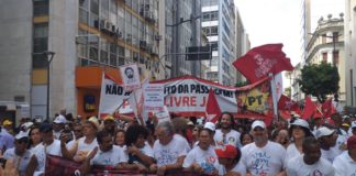 Na Lavagem do Bonfim a JRdoPT agita bloco petista e filia jovens ao PT