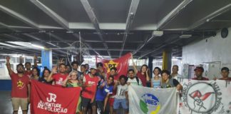 Ato público contra o fechamento da EE Nilo Póvoas